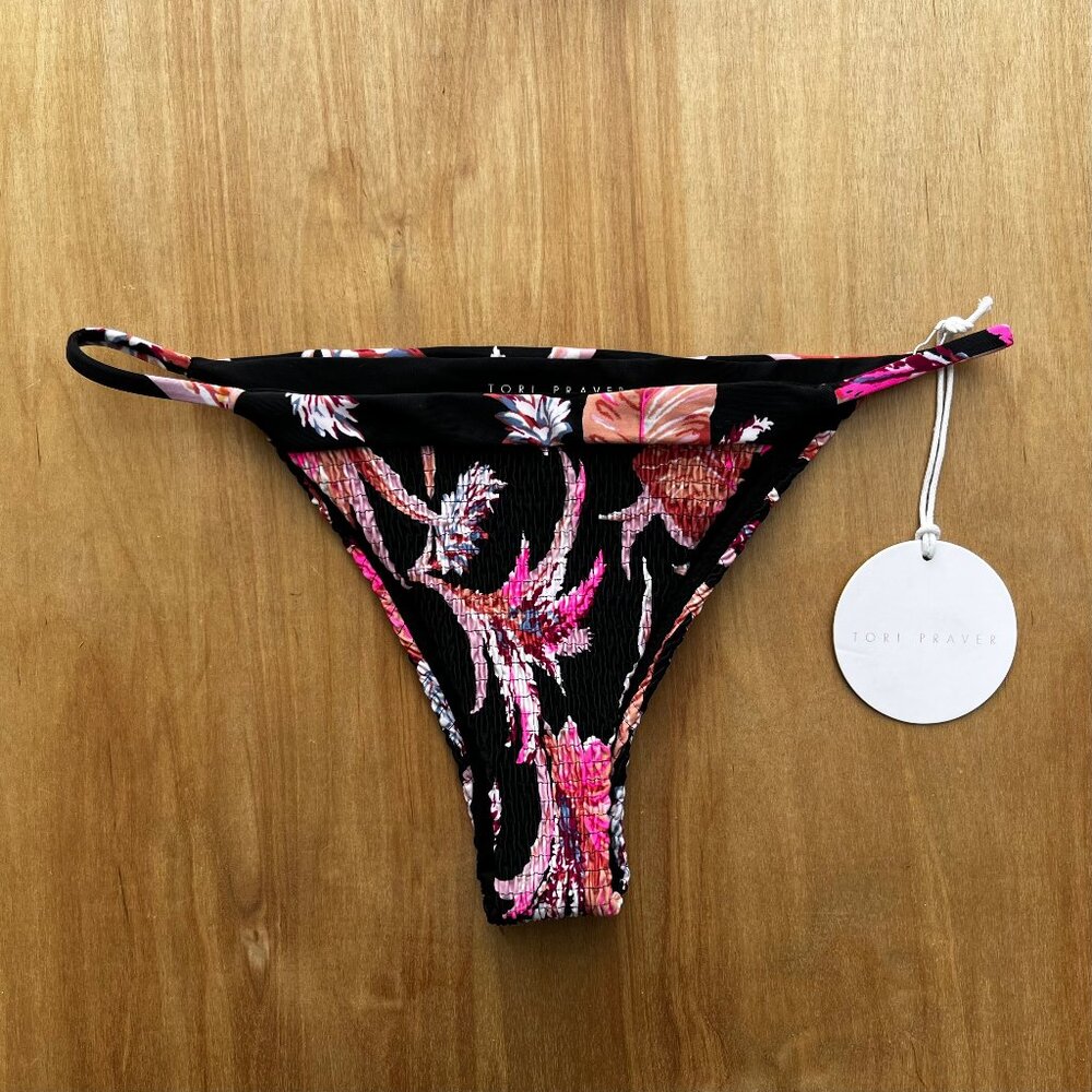 TORI PRAVER LACIE SMOCKED BOTTOM Women’s Floral Bikini Bottoms M NWT